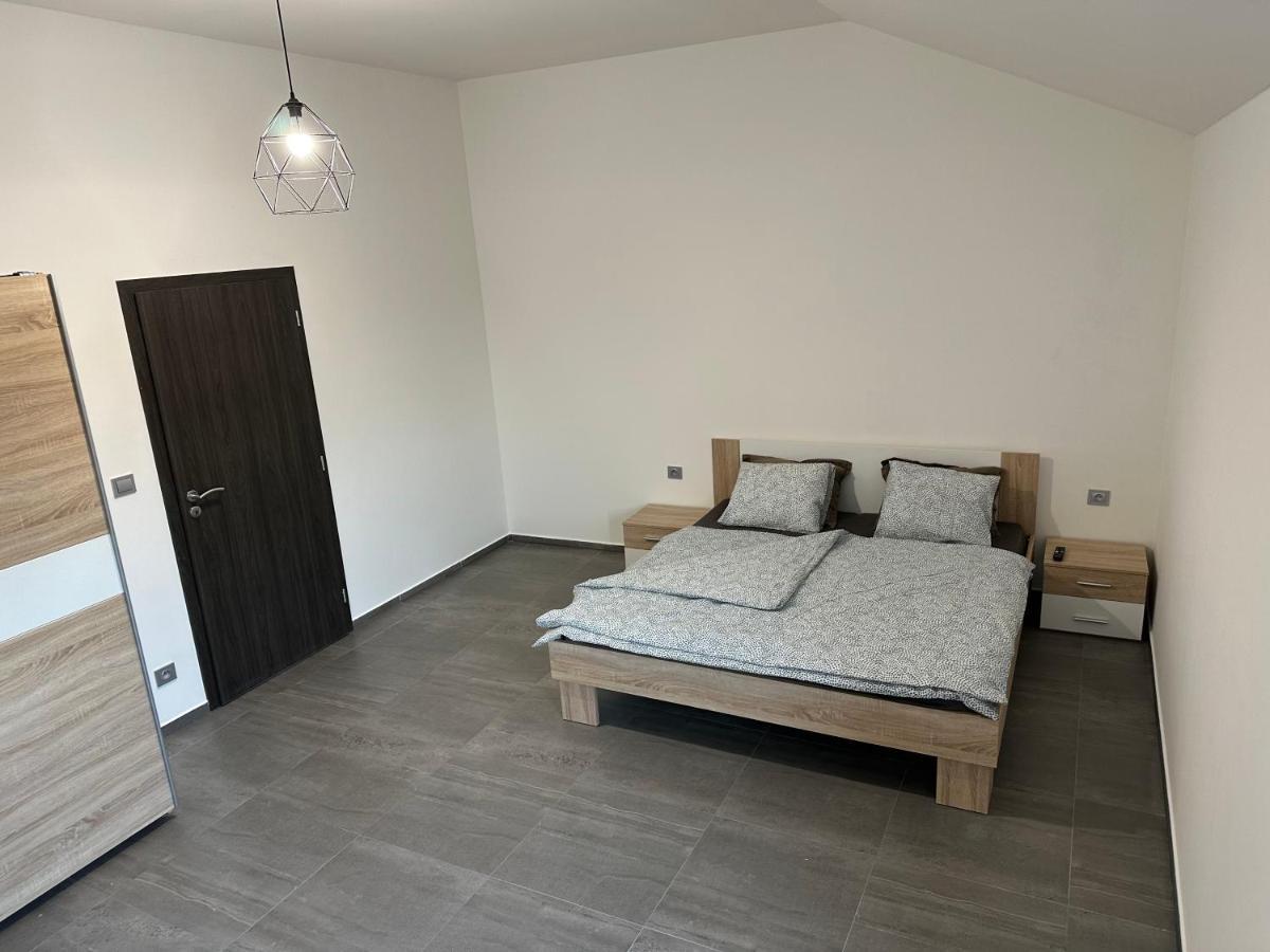 75m2 Klid Priroda Pro Rodinu Praga